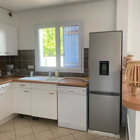 Maison Calme Et Spacieuse Pas De Fete Dom wakacyjny Corbeil-Essonnes