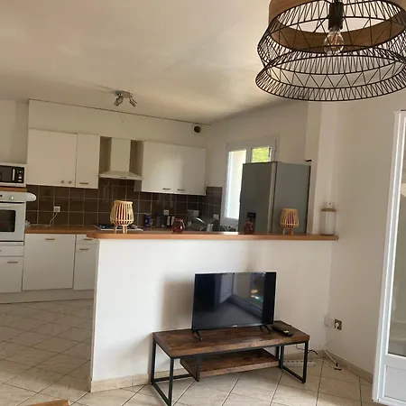 Maison Calme Et Spacieuse Pas De Fetes Corbeil-Essonnes