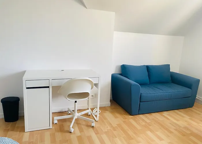 Maison Calme Et Spacieuse Pas De Fete Hébergement de vacances Corbeil-Essonnes