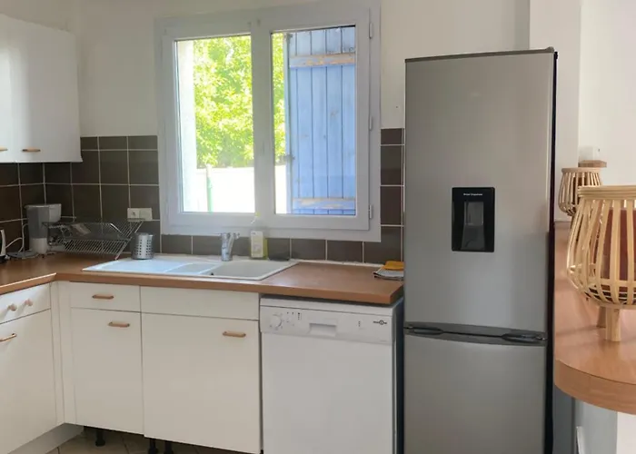 Maison Calme Et Spacieuse Pas De Fetes بيت للعطل كورباي إيسون
