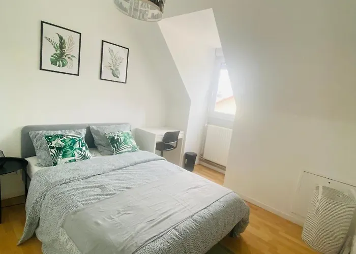 Maison Calme Et Spacieuse Pas De Fetes 펜션 *